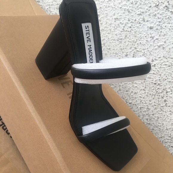 Steve Madden Blake Sandal Heel - Picture 6 of 7